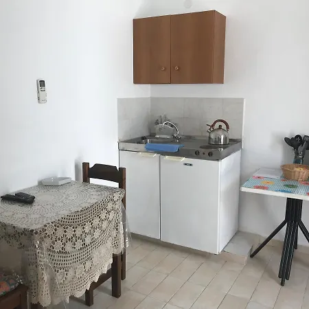 Tsambika דירה *